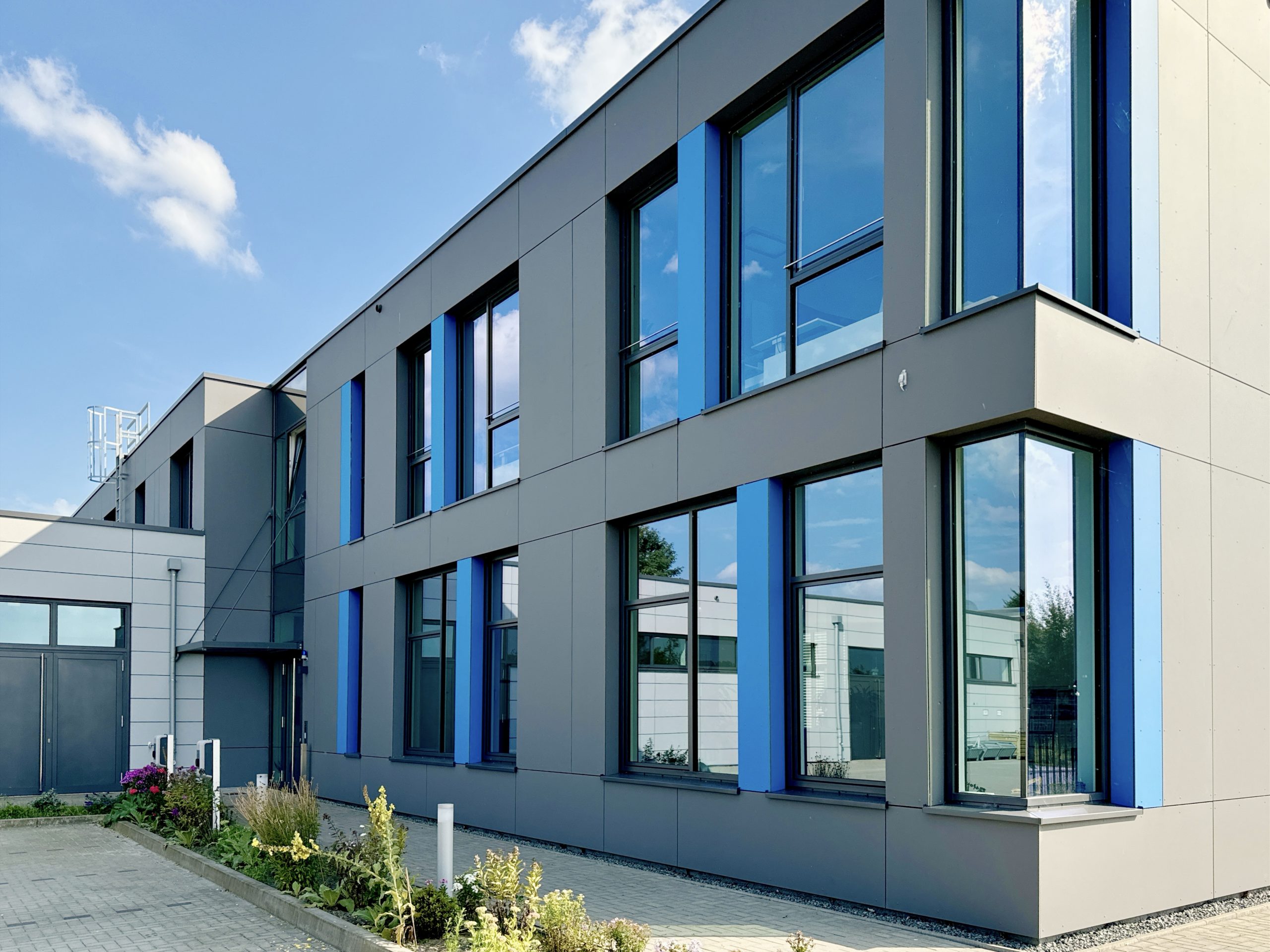 Projekt Buerogebaeude LEAB Halle Architekturbuero Paul Sindram