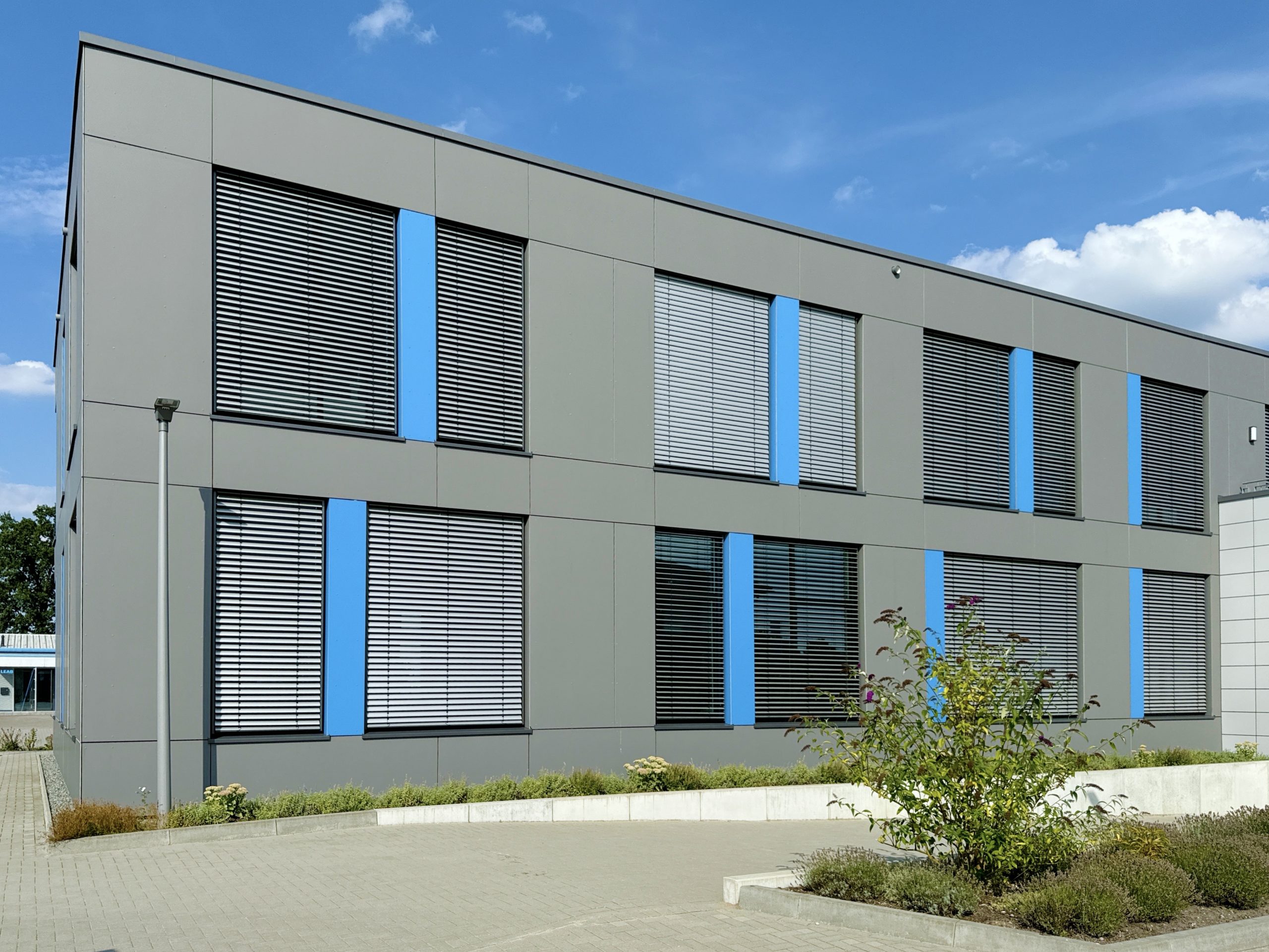 Projekt Buerogebaeude LEAB Halle Architekturbuero Paul Sindram